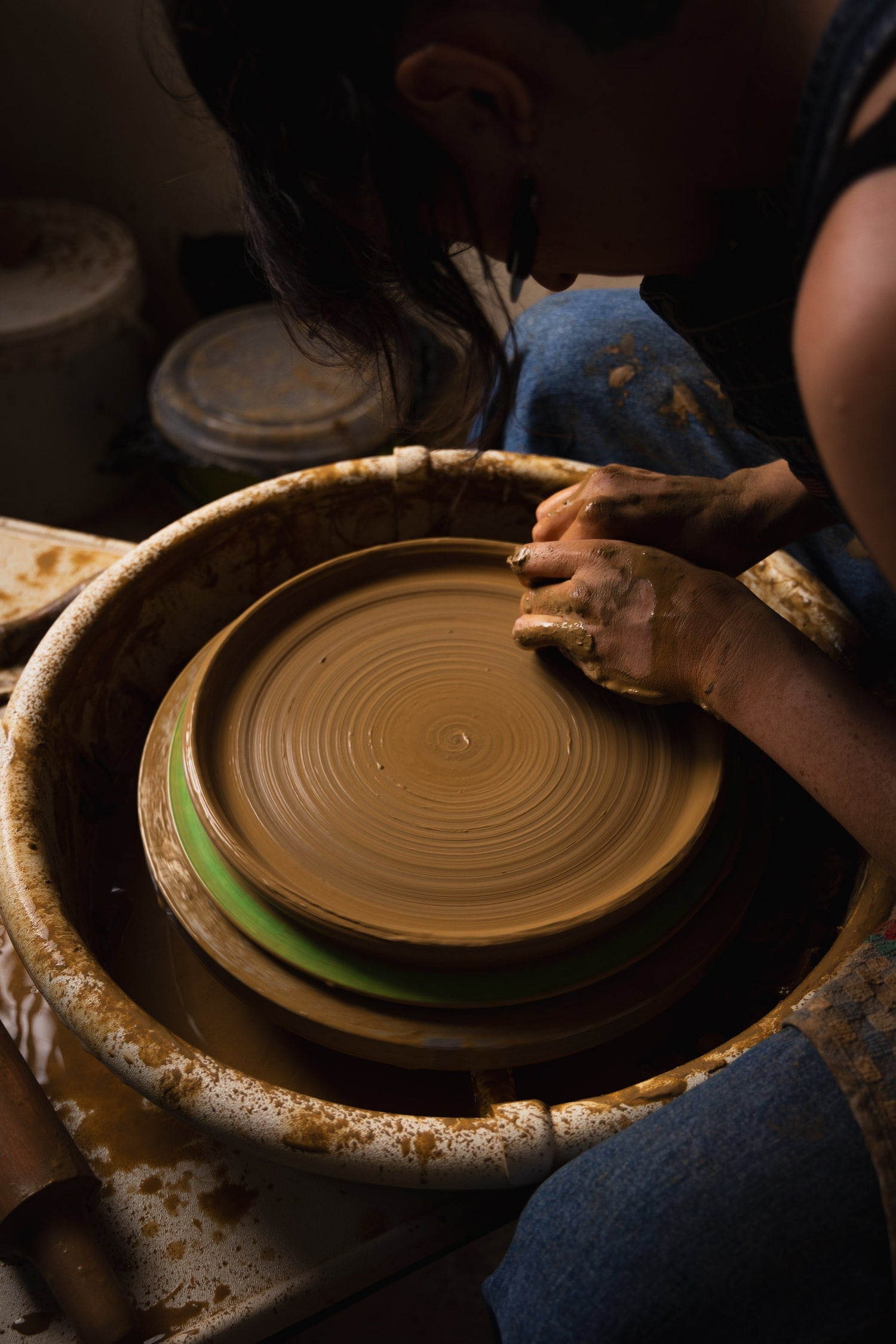 Plates, bowls & jars